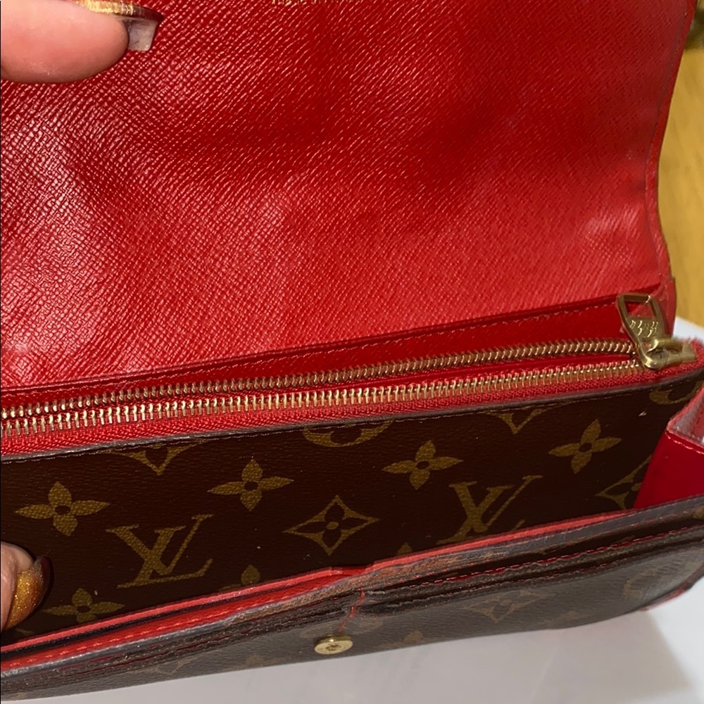 LOUIS VUITTON Portefeuille Sarah Retiro Cerise Monogram Long wallet - Picture 12 of 17
